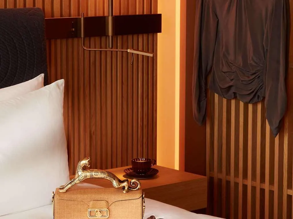 Hotell So/ *