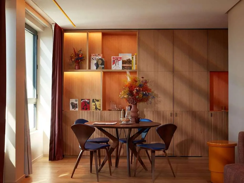 Hotell So/ Paris